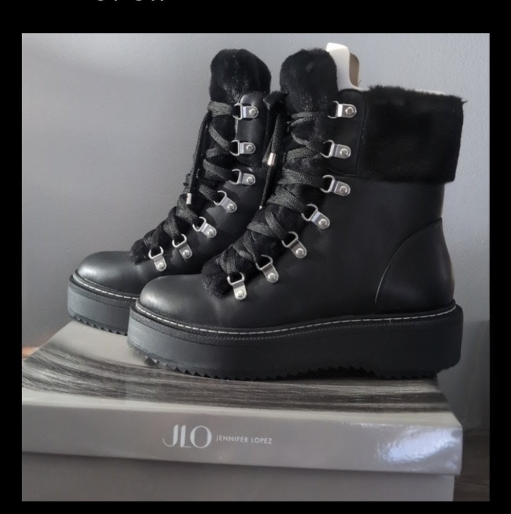 Jennifer Lopez Black Combat Boots - Picture 2 of 6